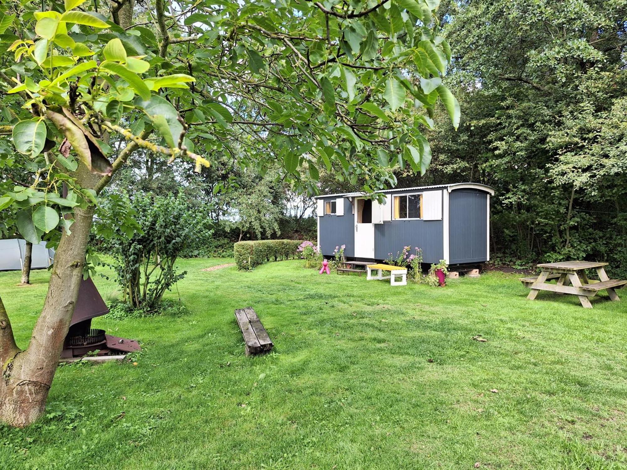 Slaaphuisjes Op Wielen Buitenwedde Westerwolde Exterior photo